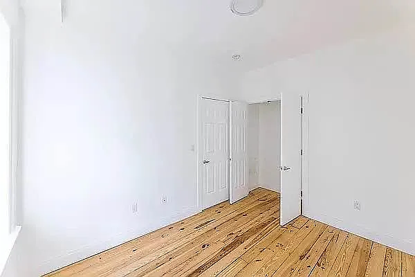 Rented by C2R Management LLC | media 10