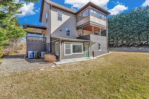 116 Unaka Ave #2 Photo 1