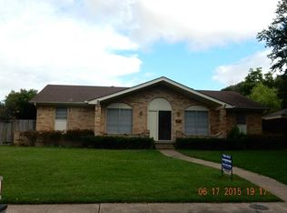 2310 Babalos Ln, Dallas, TX 75228
