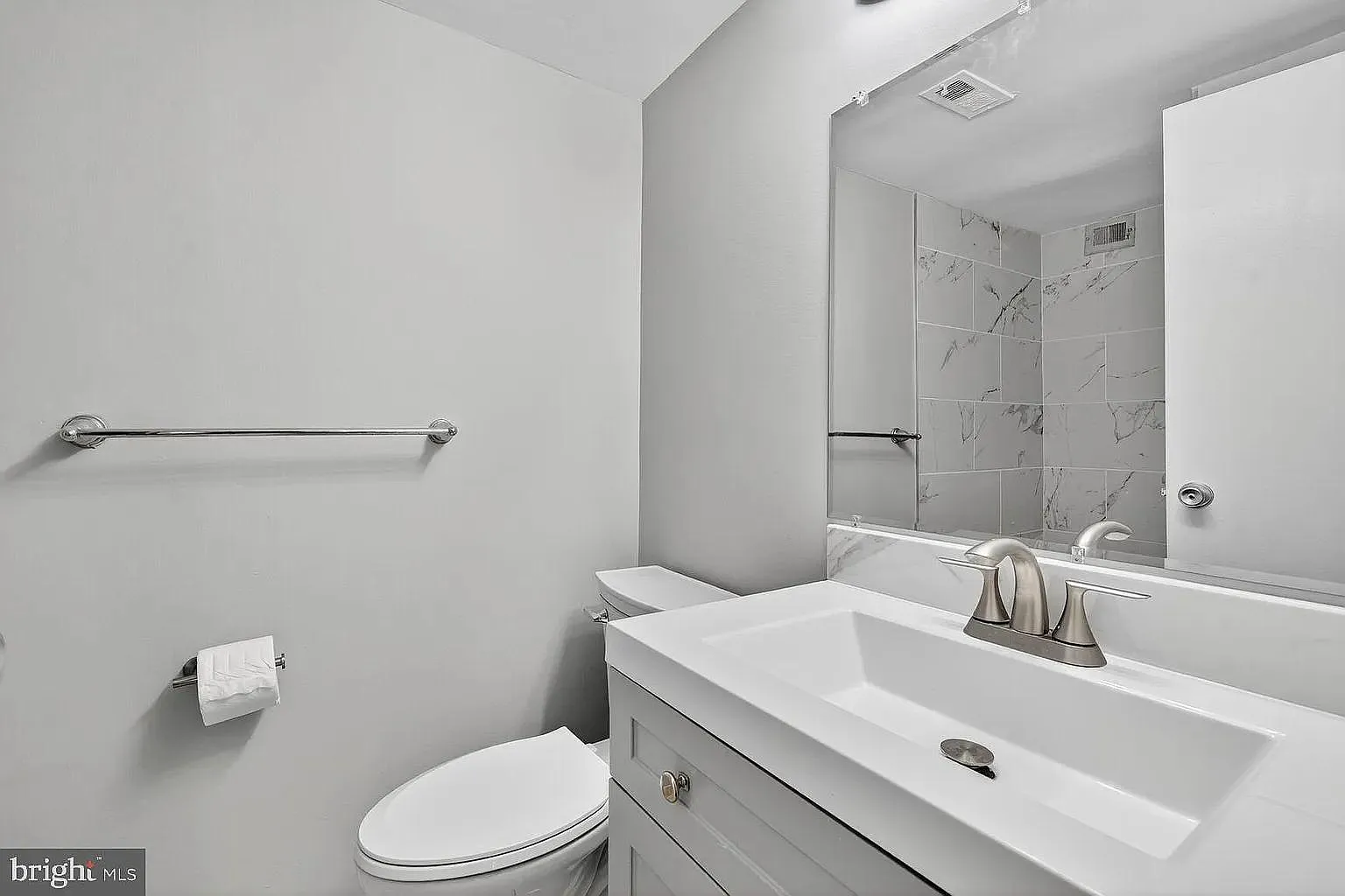 2 bed, 1.0 bath, 1049 sqft, $1,499 — Photo 4