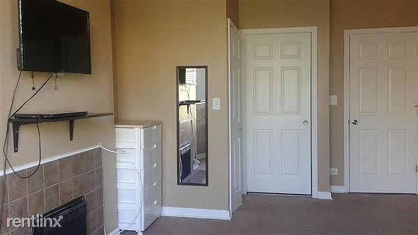 2nd image of 6444 S Greenwood Ave