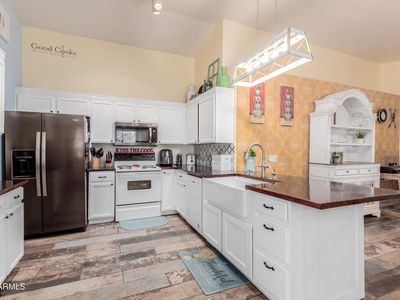 8622 W Shaw Butte Dr, Peoria, AZ, 85345