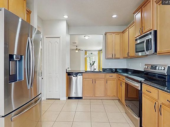 5th image of 1156 Brenton Manor Dr