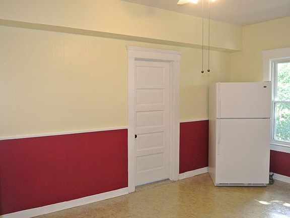 3rd image of 6110 Denison Ave APT 2
