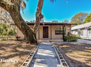 1401 N Simpson St, Mount Dora, FL 32757
