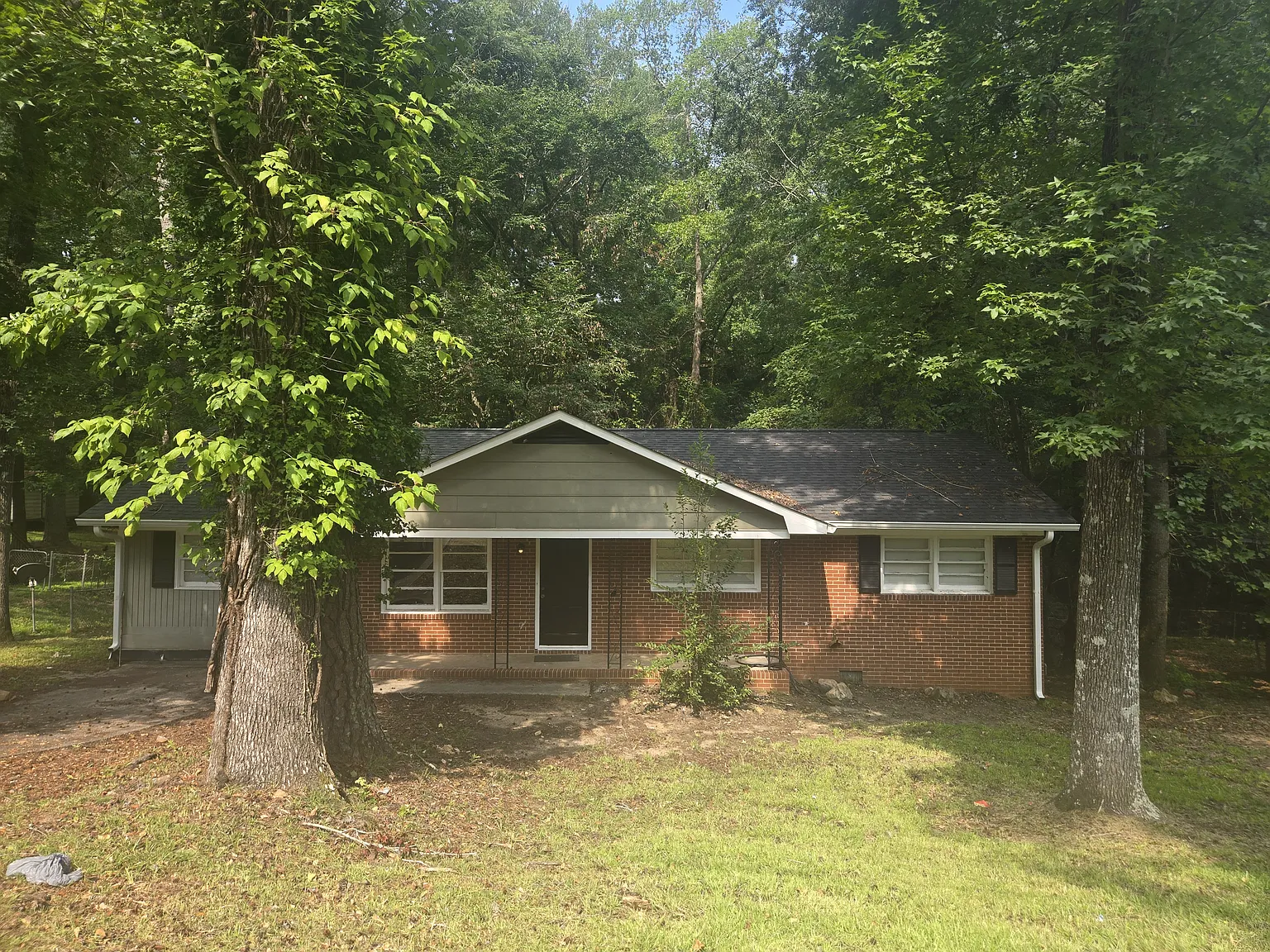 4 bed, 1404 sqft, $1,395 — Photo 2