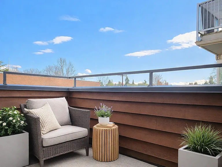 6823 Oswego Pl NE #304 — Photo 9