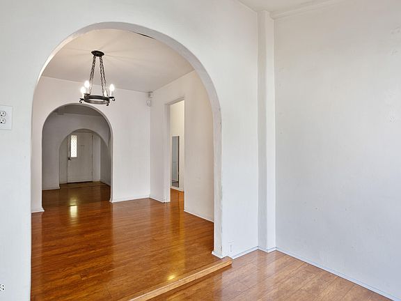 5th image of 2055 Garfias Dr