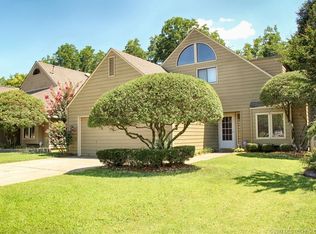 6304 E 94th Pl, Tulsa, OK 74137