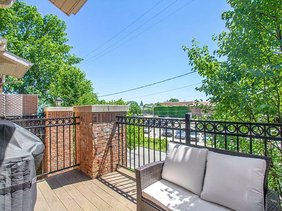 3rd image of 739 Bagley Ave SE #7