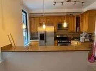 898 Broadway #2R, Brooklyn, NY 11206