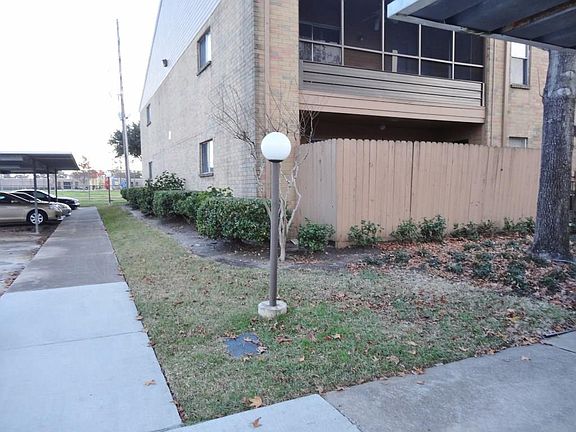 2nd image of 10555 Turtlewood Ct Unit 615