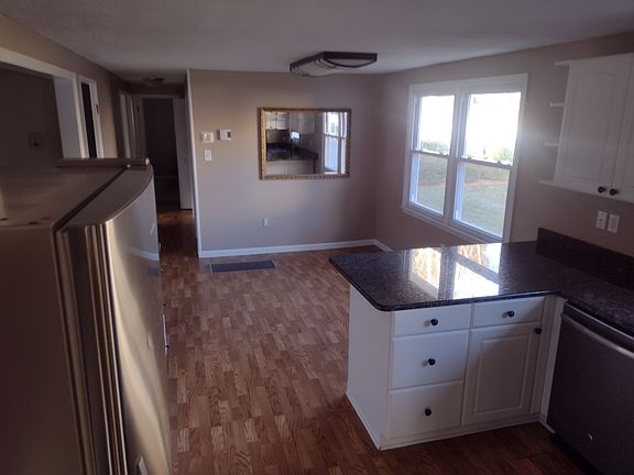4th image of 1200 Gladewood Dr