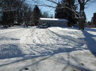 114 E Forest St, Edmore, MI 48829