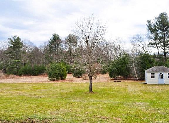 5th image of 38 Heritage Ln