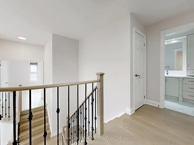 77 Frank Endean Rd — Photo 28
