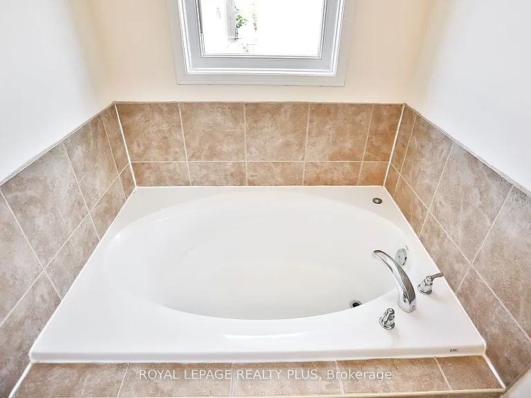 3877 Stardust Dr — Photo 21