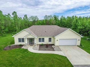 16011 Tonkel Rd, Leo, IN 46765