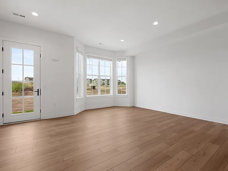1121 SW 11th St — Photo 33