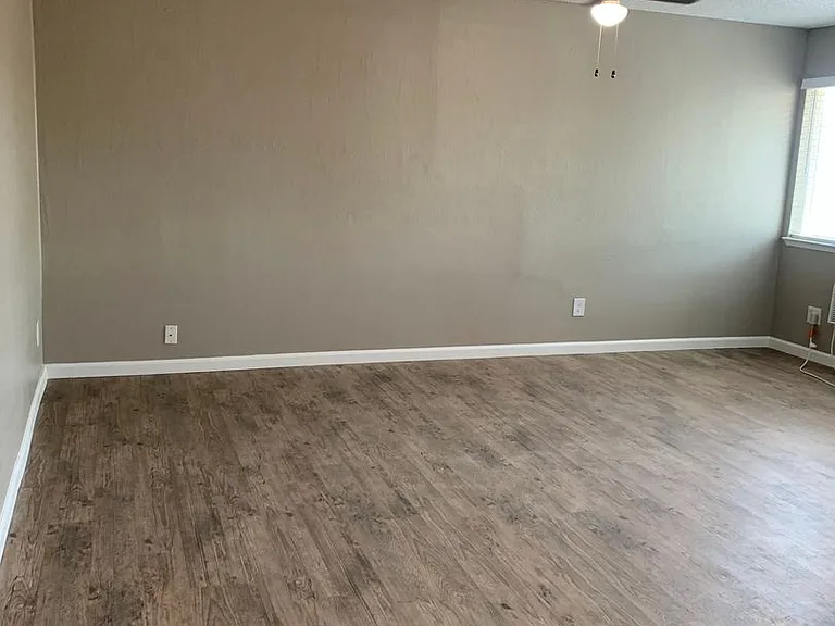 Carabay Apartments - Gated Community Featuring 1 and 2 Bedroom Apartments! — Photo 24