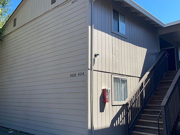 2nd image of 4014-4040 Arleta Ave NE #4014