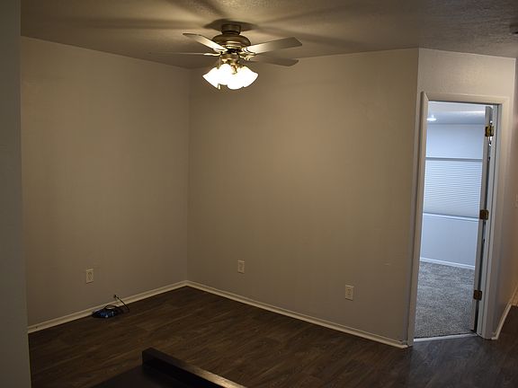 5th image of 1019 6th St #1