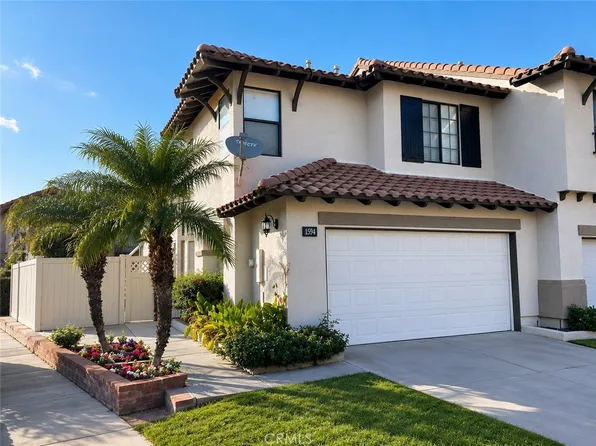 1594 San Fernando Dr, Corona, CA 92882
