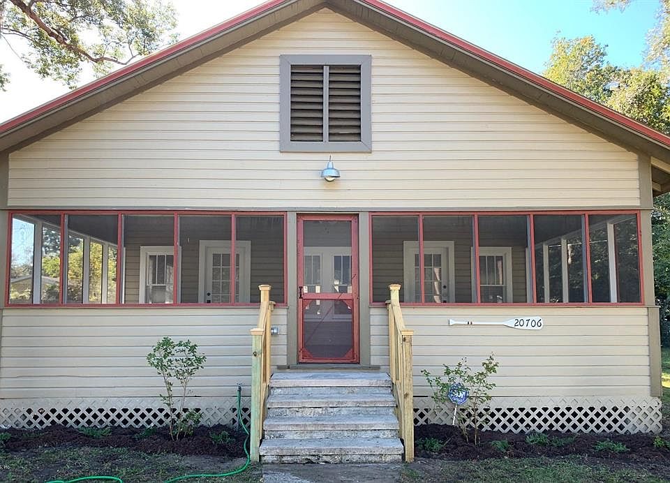 1st image of 20706 Park Ave