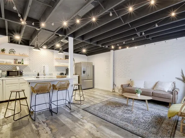 2124 Burton Dr APT 118, Austin, TX 78741