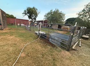 531 County Road 6841, Lytle, TX 78052