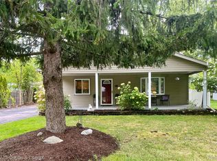 34794 Rhonswood St, Farmington, MI 48335