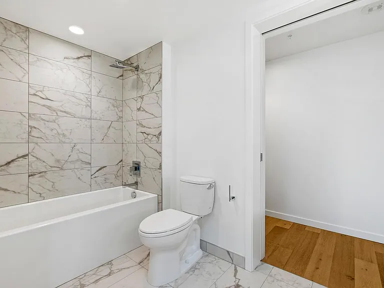 1808 Minor Ave #1212 — Photo 8