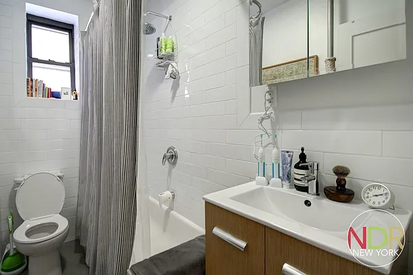 Rented by Next Door Realty NYC | media 40