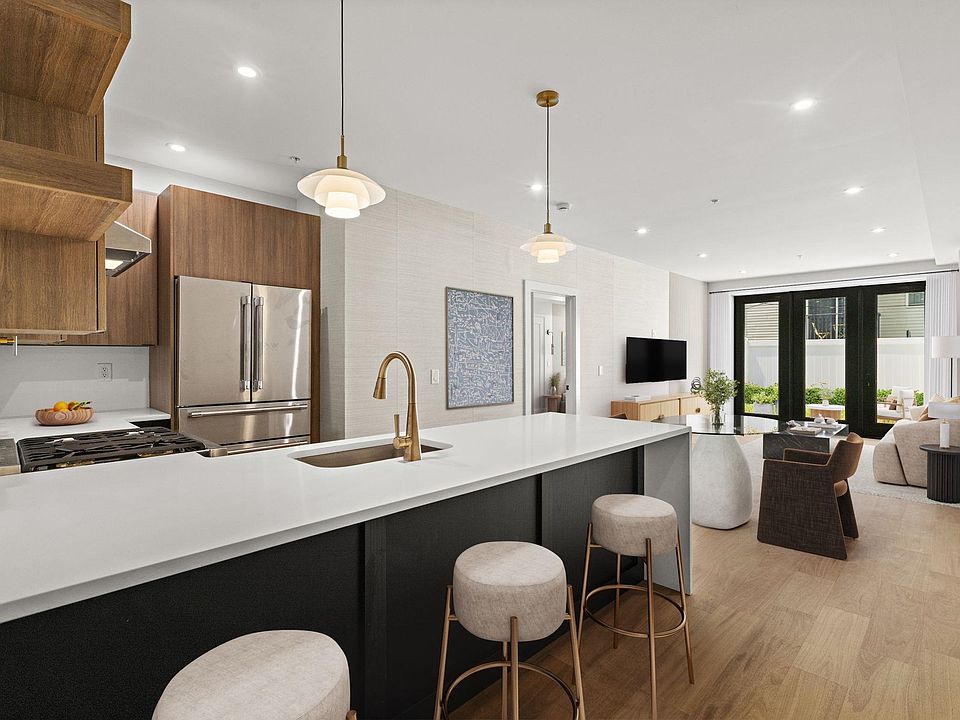 1st image of 485 Palisade Ave #1