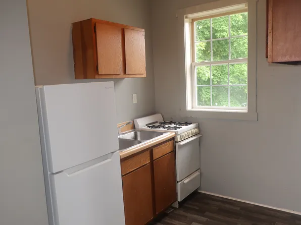321 N Elm St #321, Muncie, IN 47305