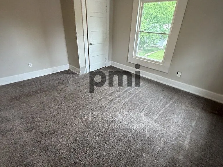 3502 N Kenwood Ave — Photo 16