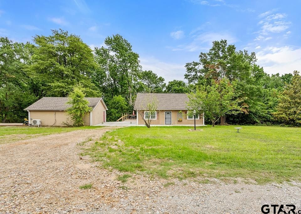 1st image of 448 N Hill Rd