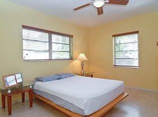 7020 SW 59th St, Miami, FL 33143