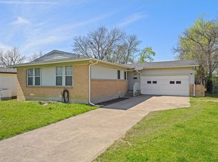 3831 Summitt Ridge Dr, Dallas, TX 75216