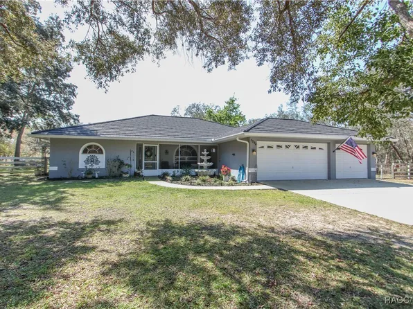 5594 W Nobis Cir, Homosassa, FL 34448