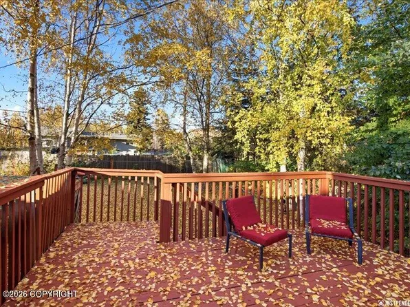621 E 73rd Ave, Anchorage, AK 99518
