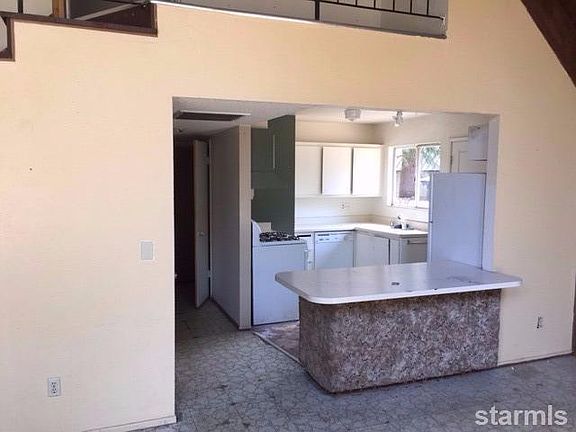 5th image of 1433 Friant Dr