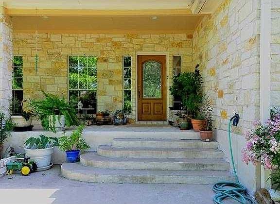 5th image of 161 Rock House Dr