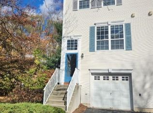1155 Chedworth Cres, Mahwah, NJ 07430
