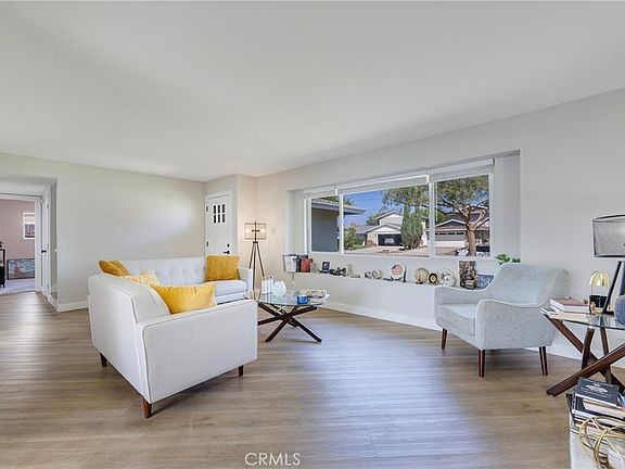 5th image of 5154 Merrill Ave