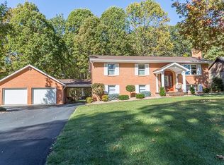 157 Sweetgum St, Elkton, VA 22827