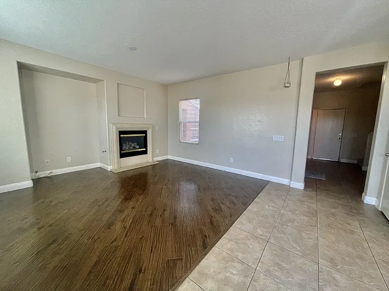 7109 Mercurio Ave — Photo 6