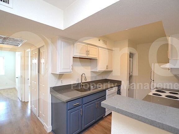 4th image of 4308 N Longview Ave APT 111