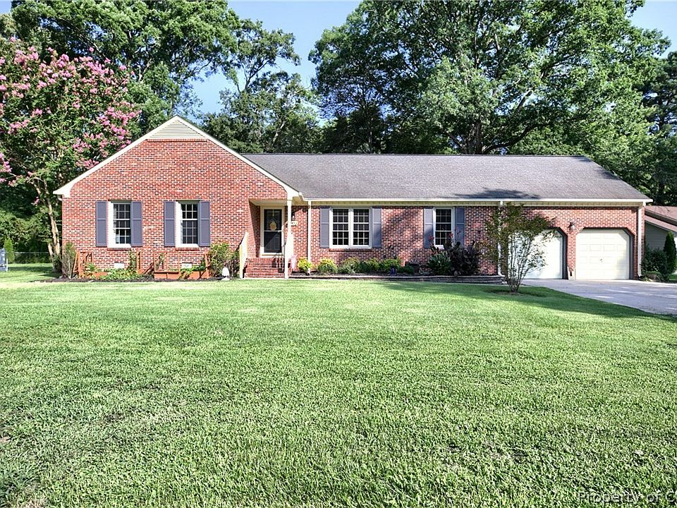 1st image of 102 York Ln