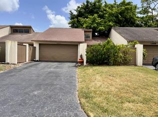 12624 Shady Pines Ct, Wellington, FL 33414